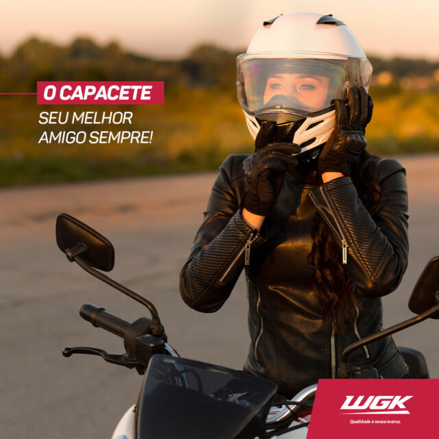 Vamos falar de um amigo indispensável: o capacete! 🧡

Nossa jornada começa com a paixão pelas motos, o vento nos cabelos e a liberdade a cada curva. Mas é importante lembrar que nosso parceiro é o capacete.

Não é apenas um acessório, é a sua proteção e sua escolha consciente por um trânsito mais seguro. Faça da segurança a sua prioridade!

#useocapacete #segurancaprimeiro #amorpelasmotos