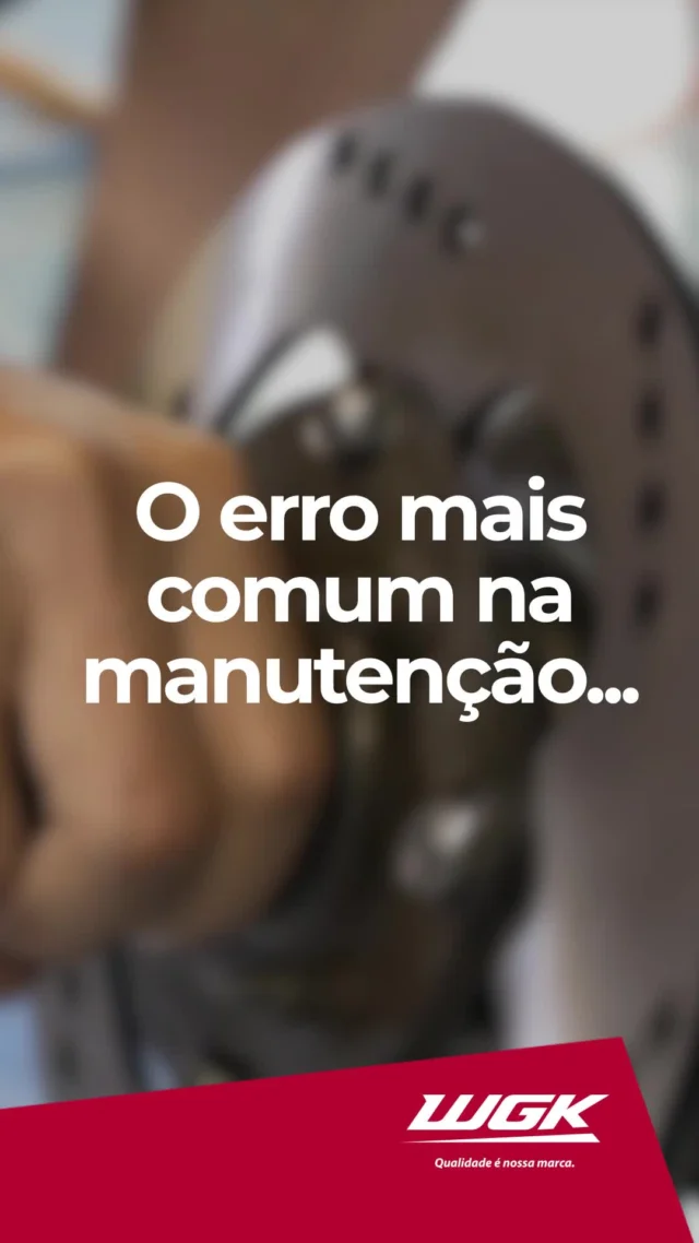 Economizar na peça errada é o caminho mais rápido para voltar à oficina. 

Na hora de fazer a manutenção da embreagem da sua moto, trocar apenas os discos desgastados e manter os separadores velhos é um erro clássico que custa caro.

Separadores empenados ou vitrificados perdem a aderência e fazem os discos novos patinar. O resultado? Perda de torque, marcha dura e um conjunto que dura metade do que deveria.

Para garantir passagens de marcha macias e força máxima na roda, a regra é clara: troque sempre o conjunto completo.

Unindo a excelente dissipação de calor dos Discos de Embreagem WGK com a planeza rigorosa dos nossos Separadores, sua moto ganha durabilidade e a performance original de fábrica.

🔗 Consulte a aplicação ideal para o seu modelo de motocicleta no nosso site. Link na bio!

#WGK #DiscoDeEmbreagem #SeparadorDeEmbreagem #MecanicaDeMotos #MotoPeças
